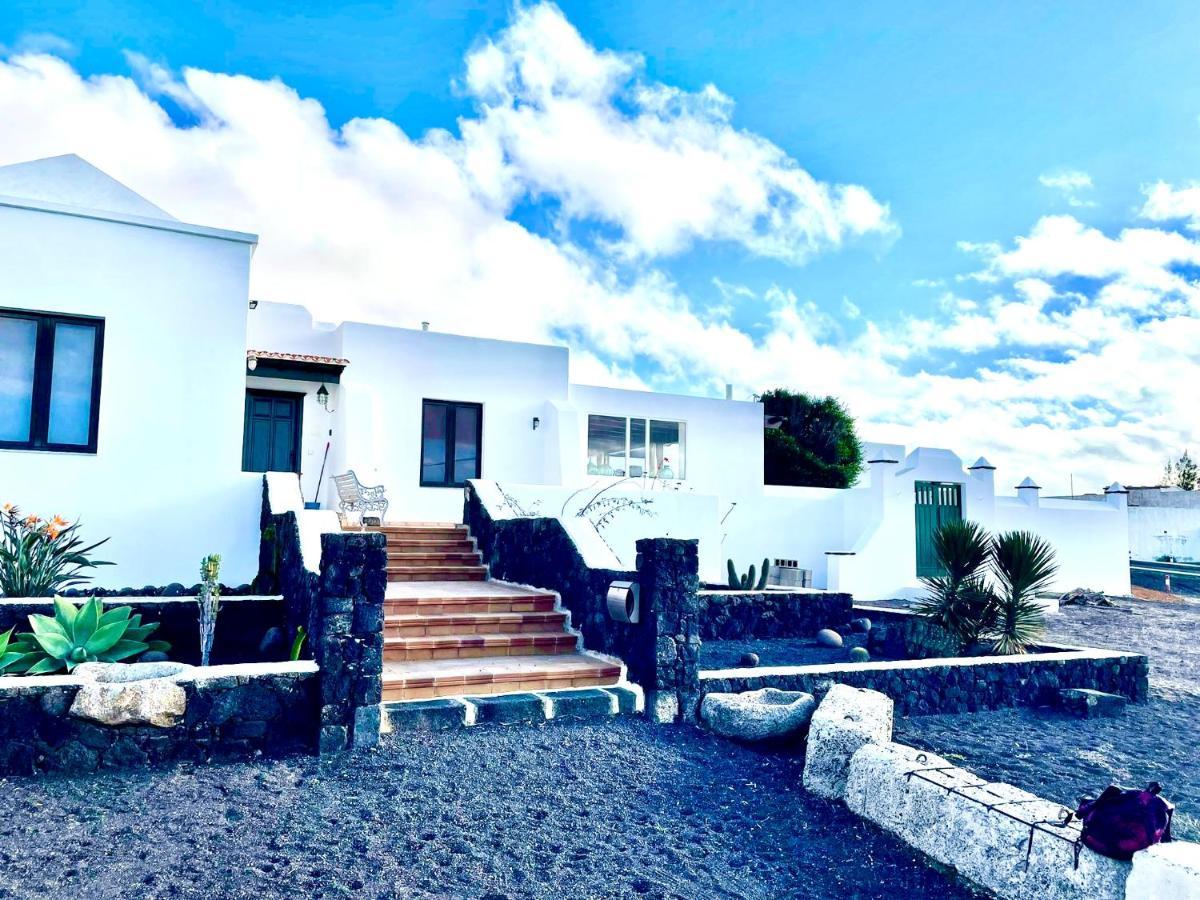 Luxury House Villa De Teguise Тегисе Экстерьер фото